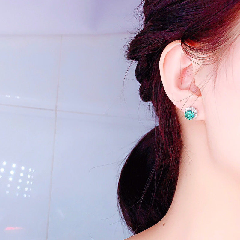 Vivid Green Color, VVS1 moissanite Diamond earring